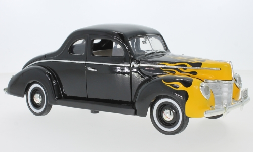 1:18 FORD Deluxe (1940), black/yellow - 73108BLACK/FLAMES