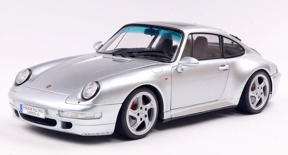 1:18 PORSCHE 911 (993) 4S Coupe (1996), silver - S1810103
