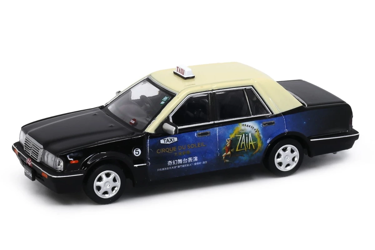 1:64 NISSAN Cedric Y31 Macau Taxi, black/beige - 64023