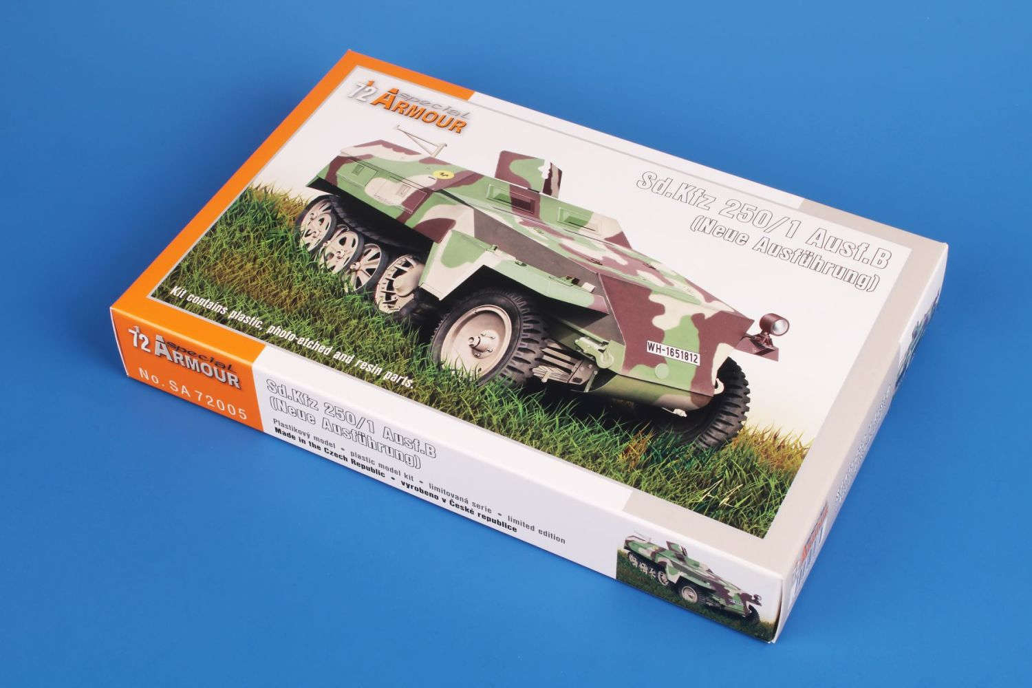 1:72 Сборная модель Sd.Kfz. 250/1 Ausf. B (neue Ausführung) - SA72005