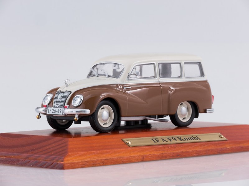 1:43 IFA F9 Combi (1955), brown / biege - 7130133