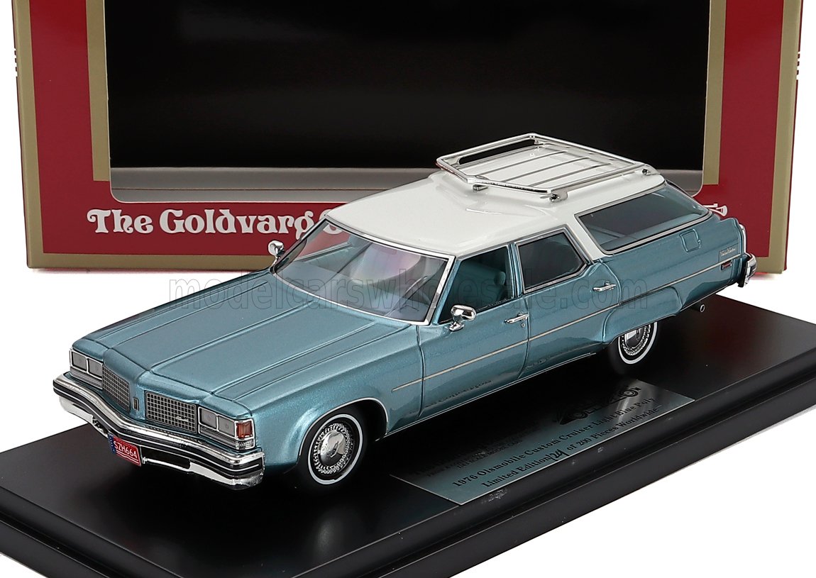 1:43 OLDSMOBILE Custom Cruiser Sw Station Wagon (1976), Light Blue White - GC078B