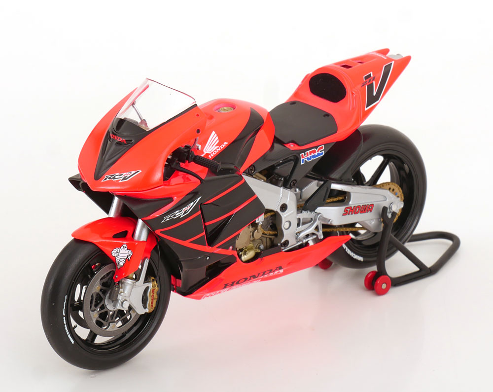 1:12 HONDA RC 211V Testbike, Weltmeister, Rossi (2001) - 122017946