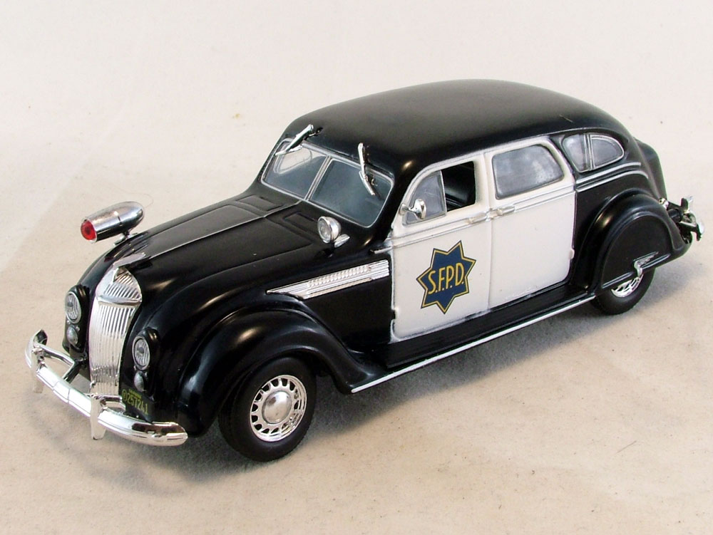 1:43 CHRYSLER Airflow CRS Полиция Сан-Франциско (1936), Полицейские Машины Мира 42, черный - PCW042