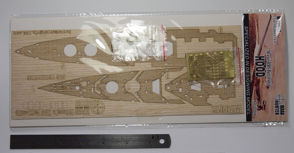 1:700 WWII Battlecruiser HMS Hood 1941 - W70012