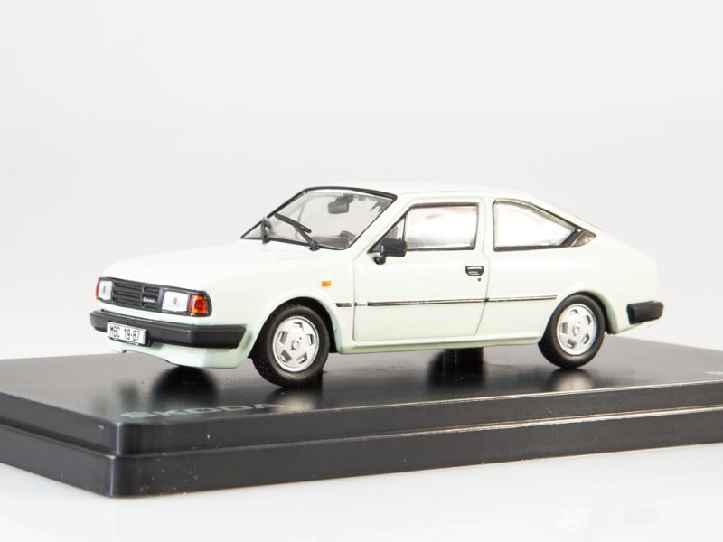 1:43 SKODA Rapid 136 (1987) white - 720EB
