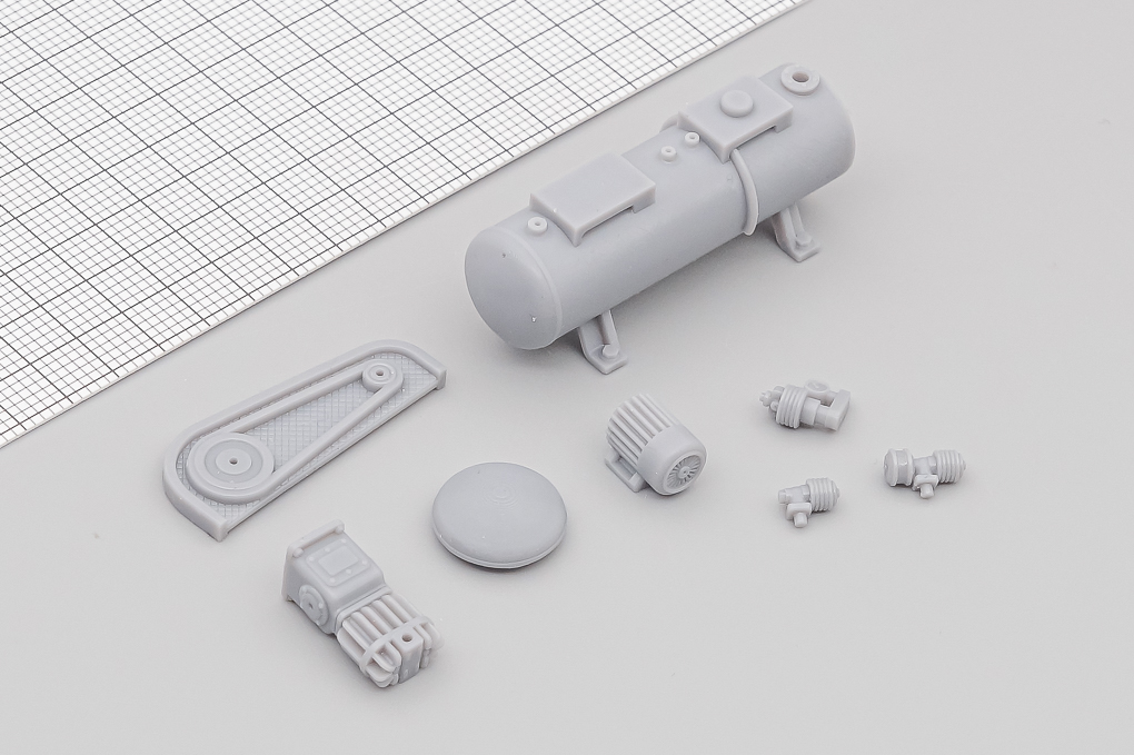 1:43 Сборная модель Компрессор 155-2 - UMI247