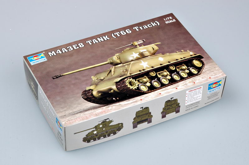 1:72 Сборная модель Американский средний танк M4A3E8 Sherman с гусеницами T66 - 07225