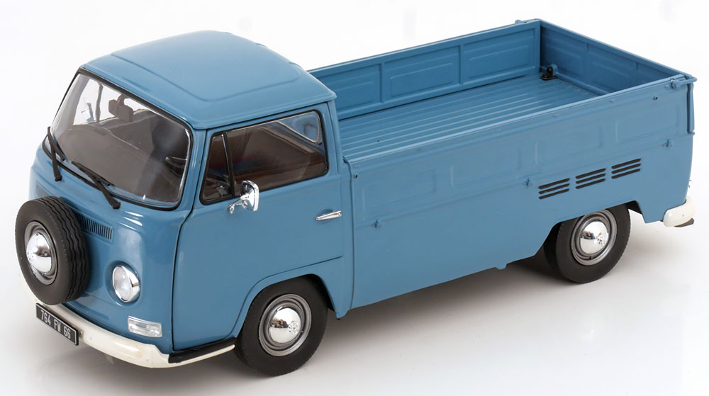 1:18 VOLKSWAGEN Bulli T2 pick-up (1968), blue - S1809403