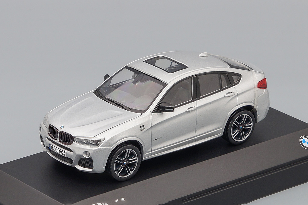1:43 BMW X4 (2015), glacier silver metallic - 80422348787