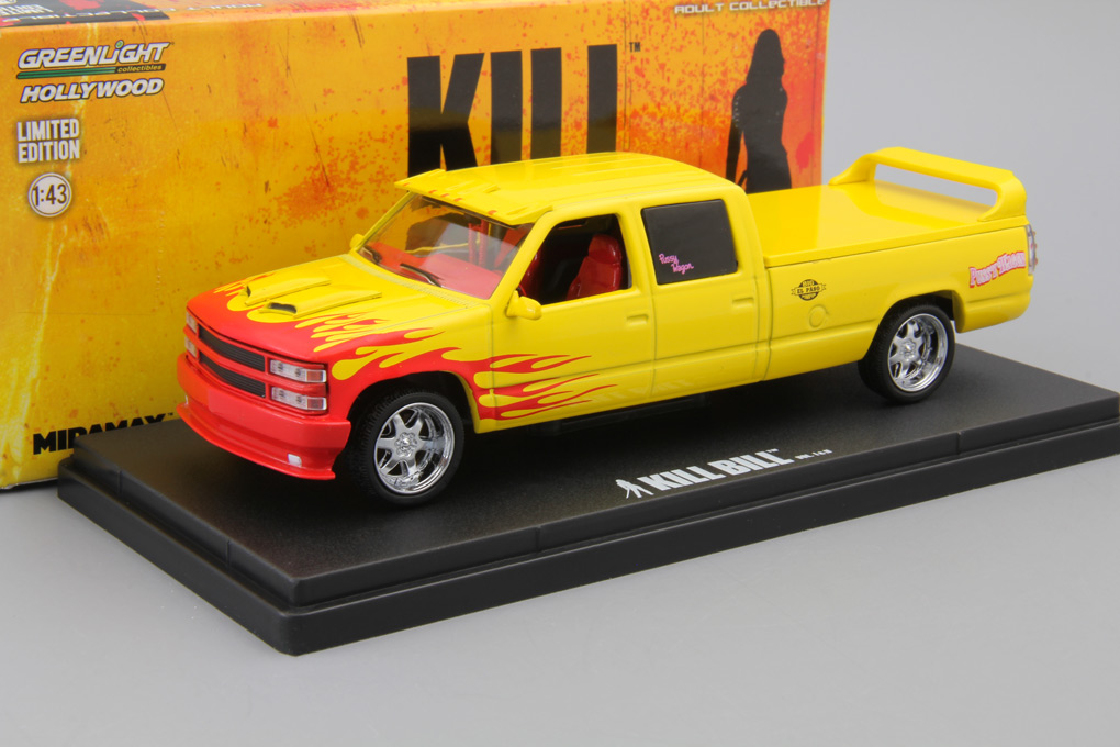 1:43 (Б/У) CHEVROLET C-2500 Silverado Custom Crew Cab 'Pussy Wagon' из к/ф 'Убить Билла' (1997), yellow - 86481-X1