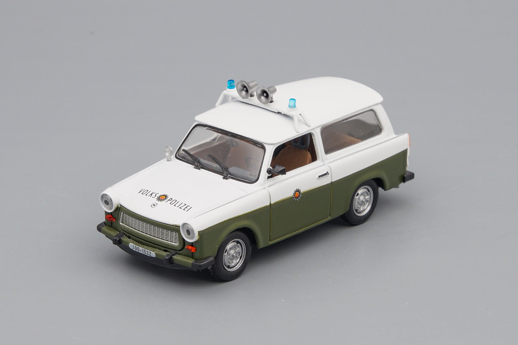 1:43 TRABANT 601 Limousine Volkspolizei, Полицейские Машины Мира 23, зеленый - PCW023