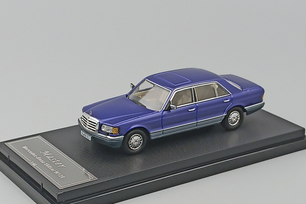 1:64 MERCEDES-BENZ 560SEL W126, blue - MB-W126-BL