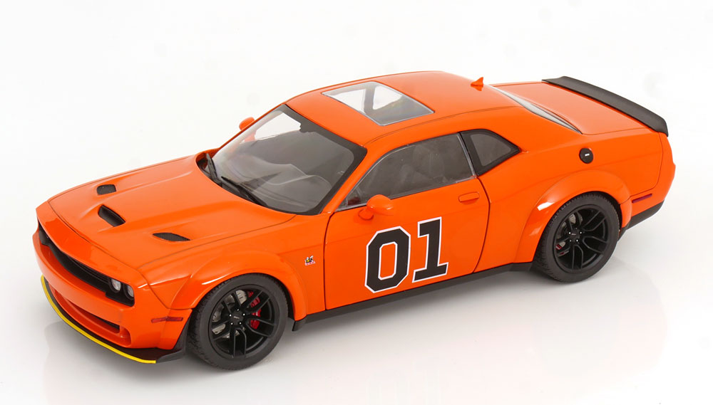 1:18 DODGE Challenger RT Tribute Dukes of Hazzard (2023), orange - S1805713