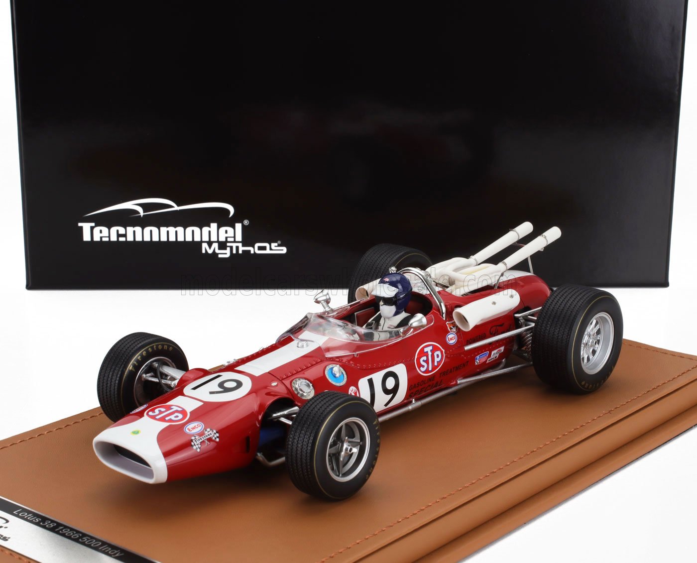 1:18 LOTUS Type 38 №19 2nd Indianapolis Indy 500 (with Pilot Figure) (1966) Jim Clark, Red White - TMD18-319C