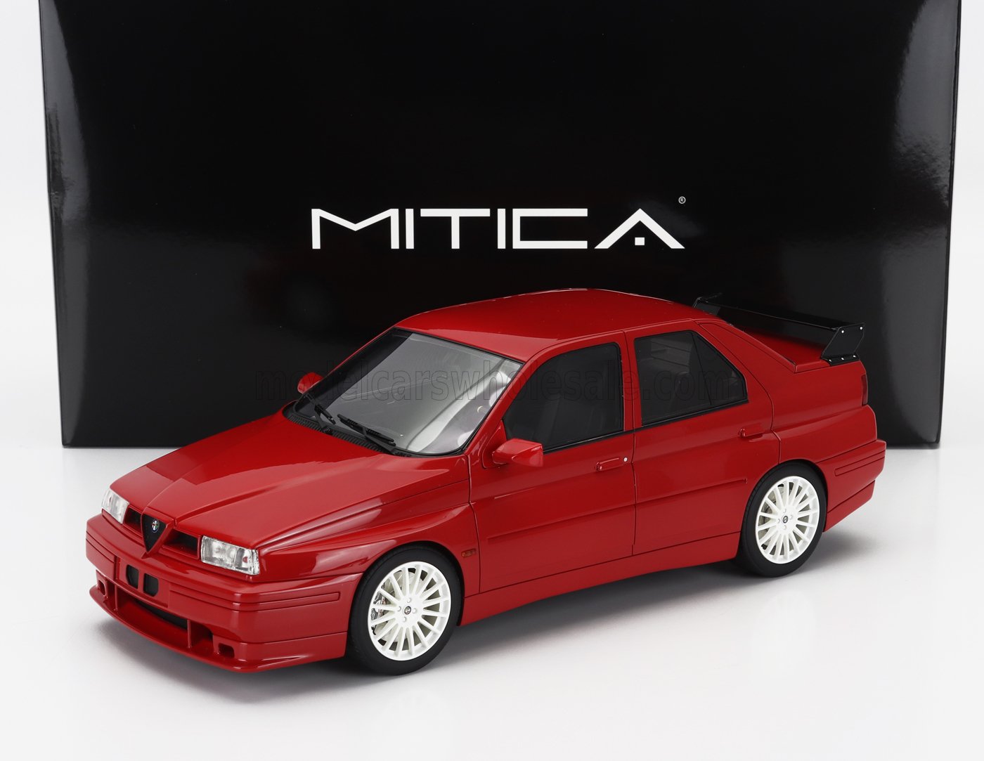 1:18 ALFA ROMEO 155 Gta 1993, Alfa Red - 100070