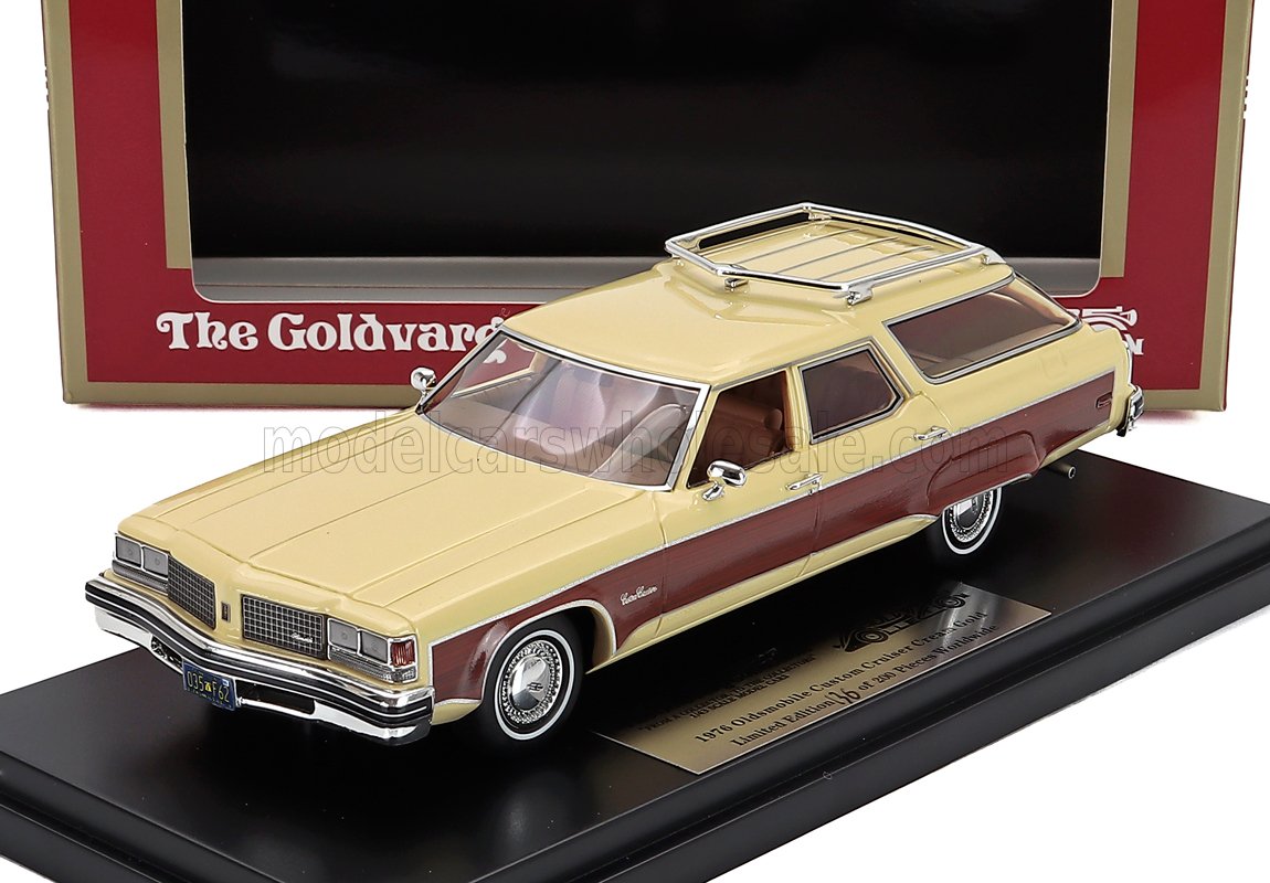 1:43 OLDSMOBILE Custom Cruiser Sw Station Wagon (1976), Cream Wood - GC078A