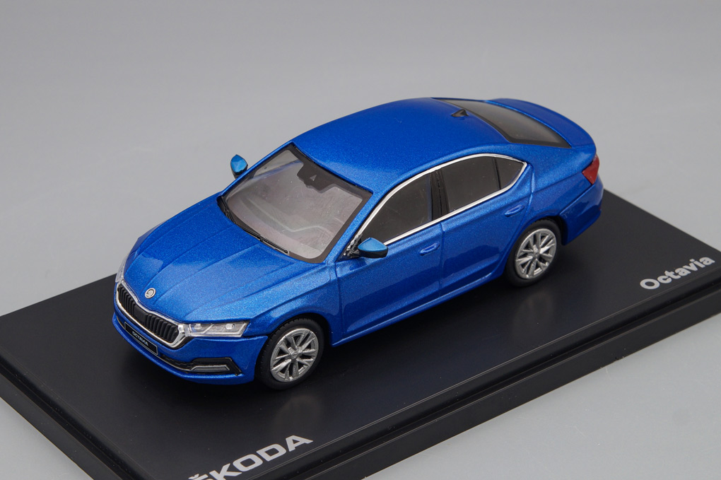 1:43 SKODA Octavia IV 2020 Modrá Race Metalíza - 036KD