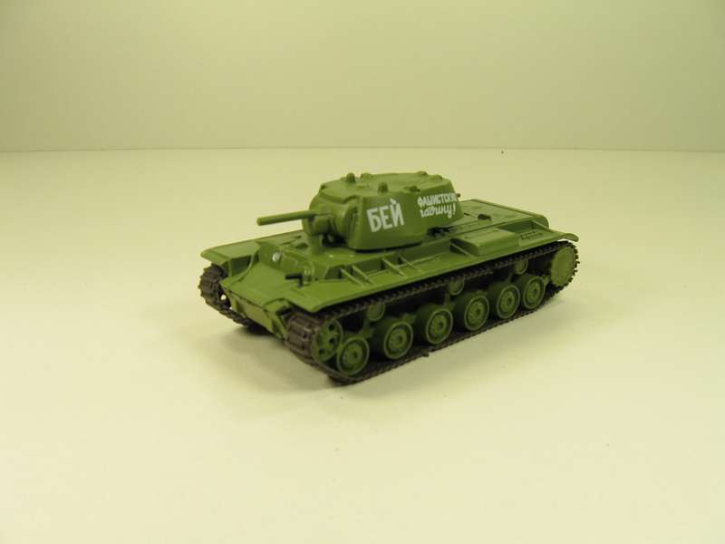 1:72 КВ-1 танк, Русские танки 4 - RT004