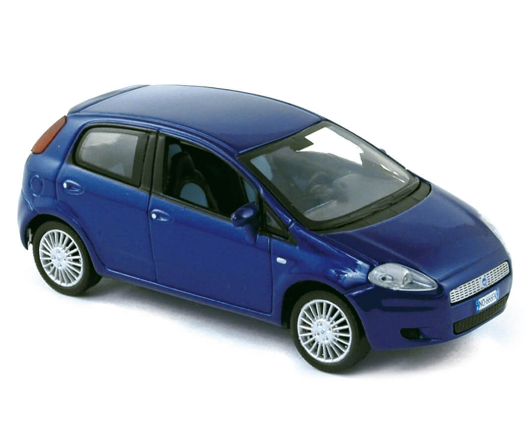 1:43 Fiat Grande Punto 5d 2005 синий - 771069
