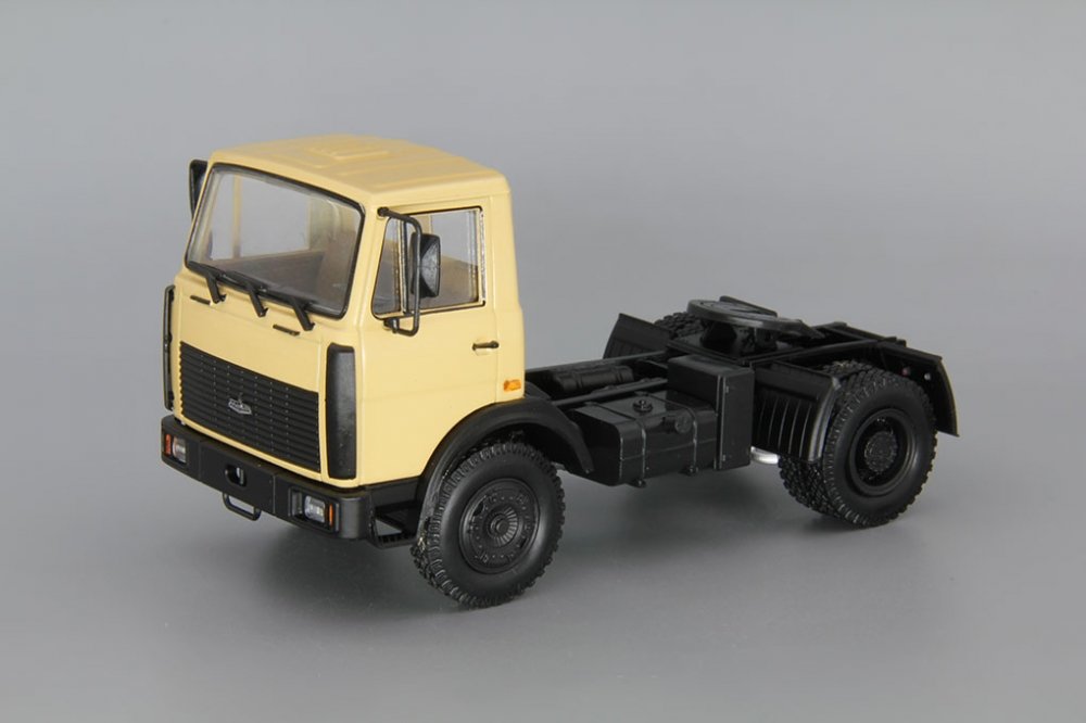 1:43 Минский 5433 седельный тягач (1991-1997), бежевый - H7910