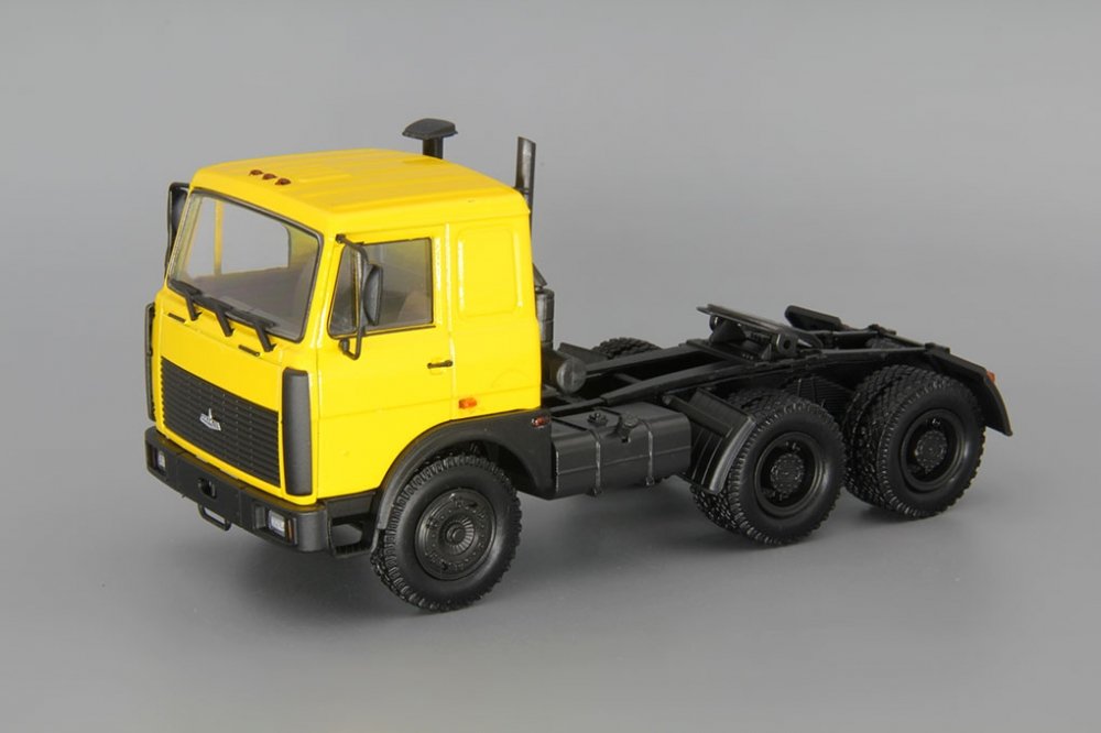 1:43 Минский 64224 седельный тягач, желтый - H7990