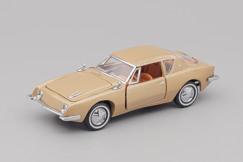 1:43 STUDEBAKER Avanti 1963, gold - B11PY77-X3