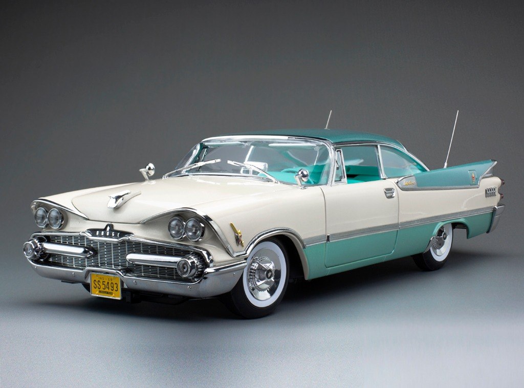 1:18 DODGE Custom Royal Lancer Hard Top (1959), jade Metallic / pearl - 5493