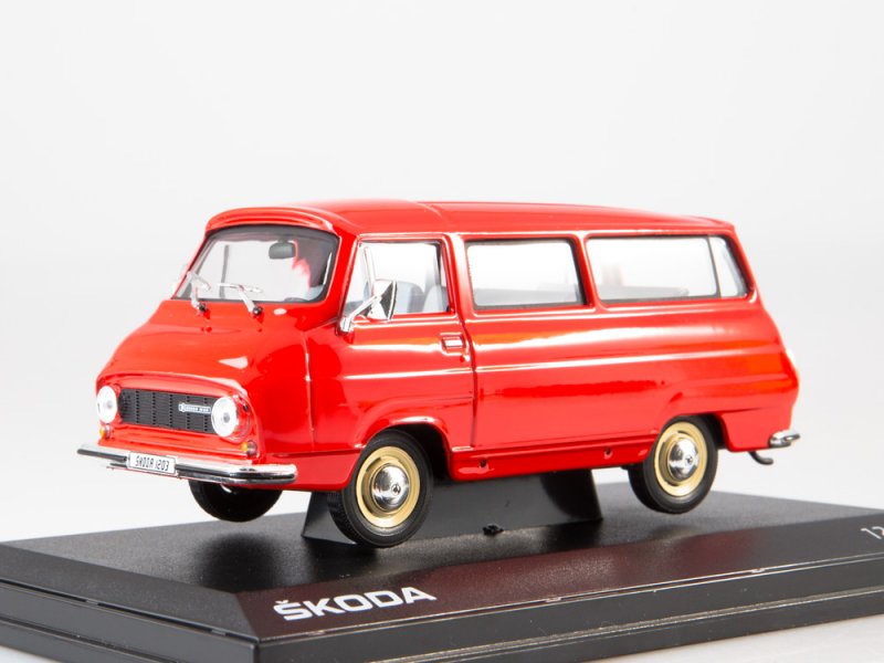 1:43 SKODA 1203 (1974) red - 705BK