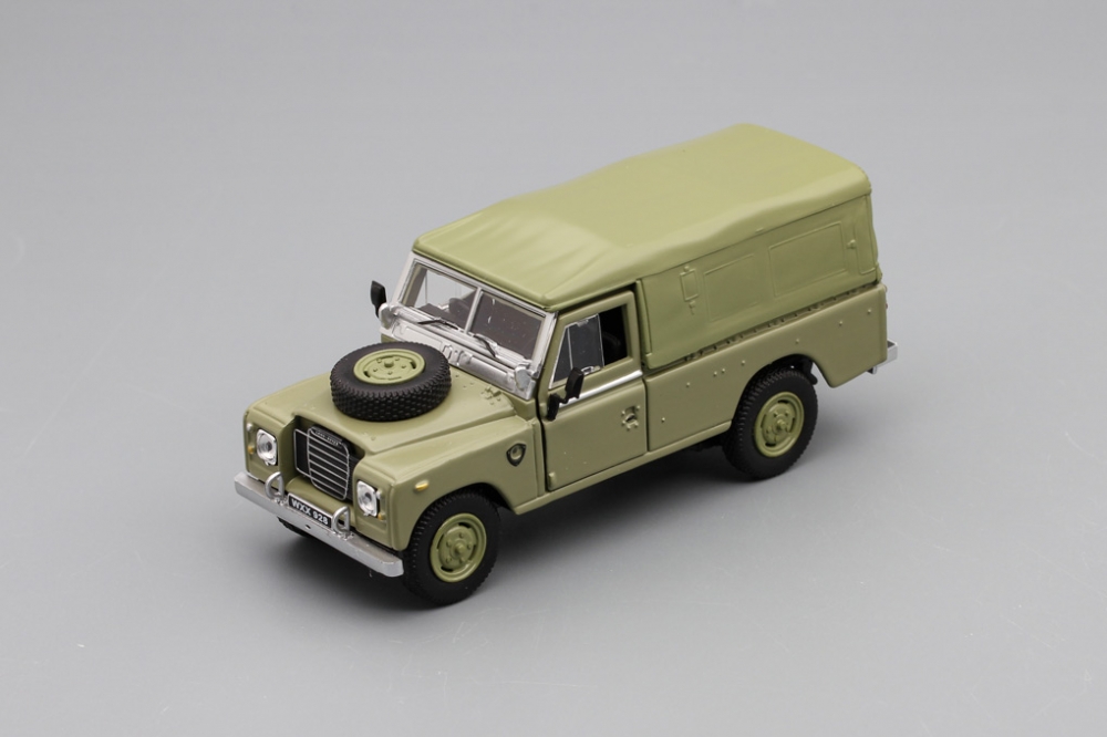1:43 LAND ROVER Series 109 с тентом, зеленый - 4-51741