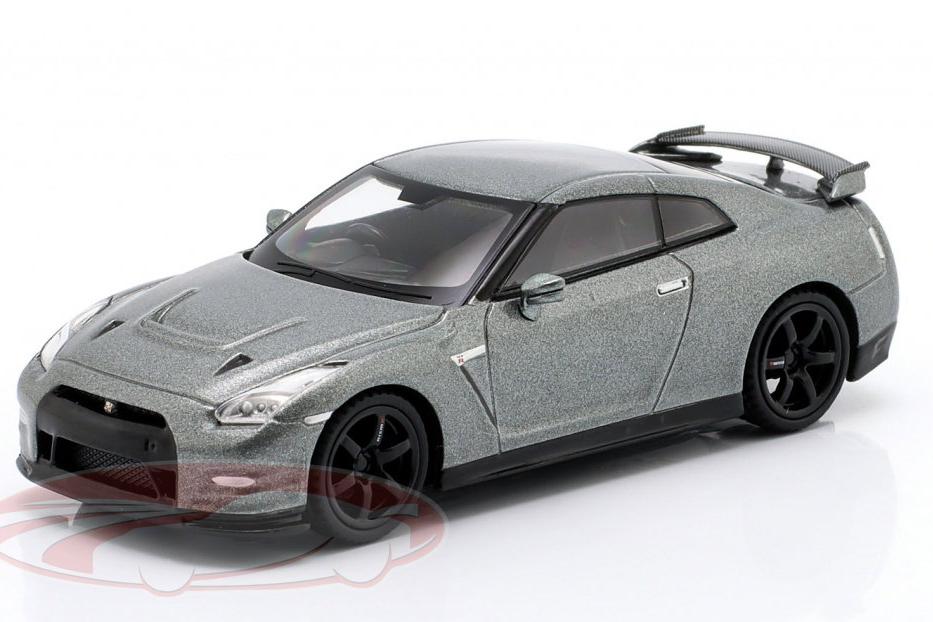 1:64 NISSAN GT-R Nismo (R35) CRS Version (2013), dark grey metallic - MGT01089-R