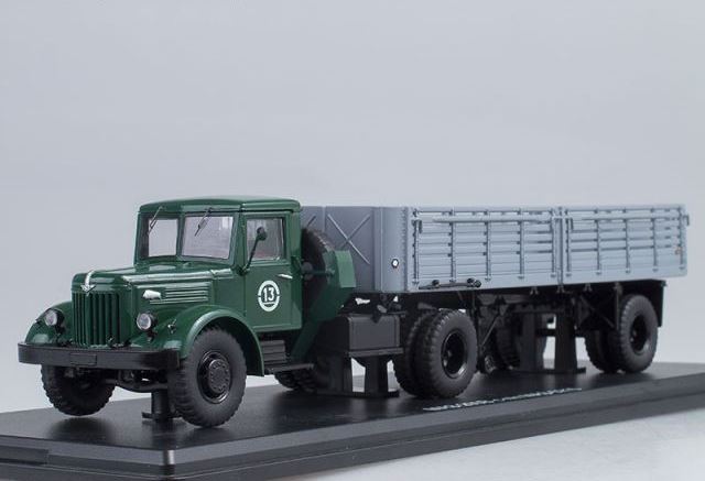 1:43 Минский 200В с полуприцепом Минский-5215, зеленый / серый - SSM7003