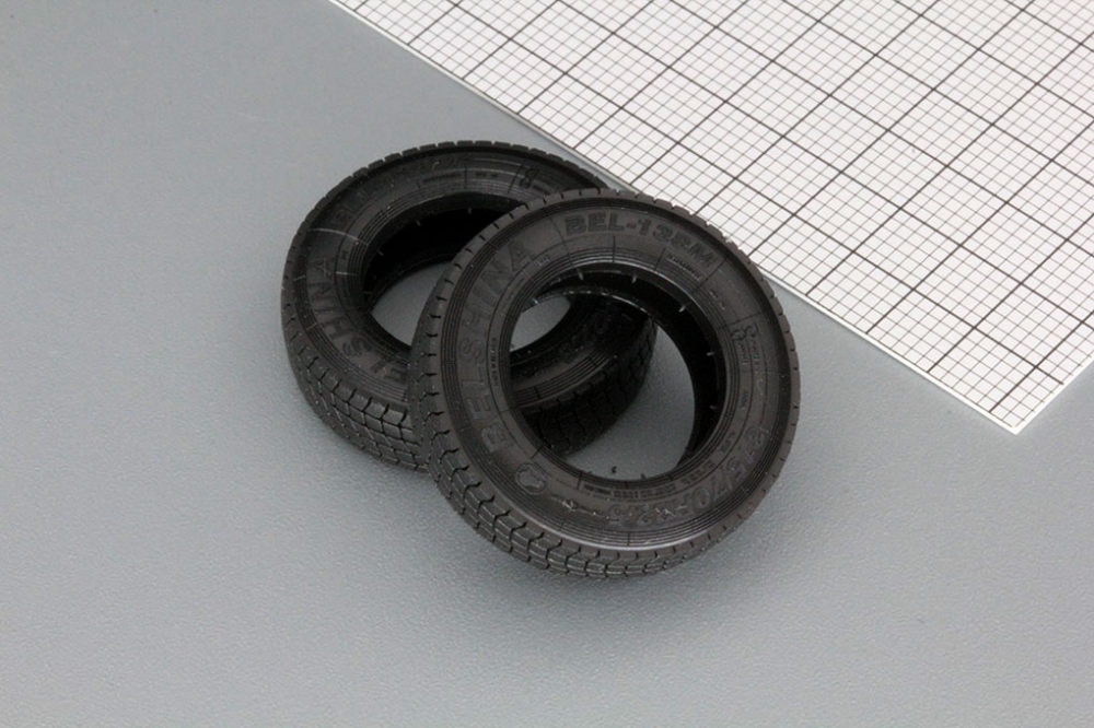 1:43 Резина БЕЛ-148 315/70 R22,5 (задняя), цена за шт. - XR-182