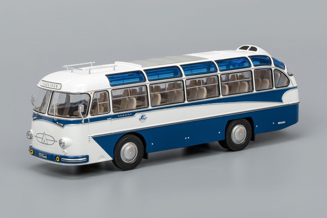 1:43 ЛАЗ 697Е Турист 'эмблема Интурист' (1961-1963), бело-синий - cb04009В