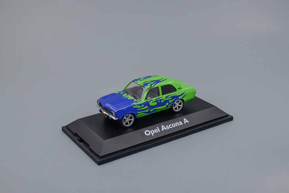 1:43 OPEL Ascona A 'Tuning Car' - 02657