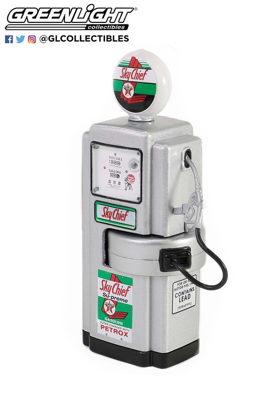 1:18 бензоколонка Wayne 100-A Gas Pump 'TEXACO Sky Cjief Su-Preme' (1948) - 14150B