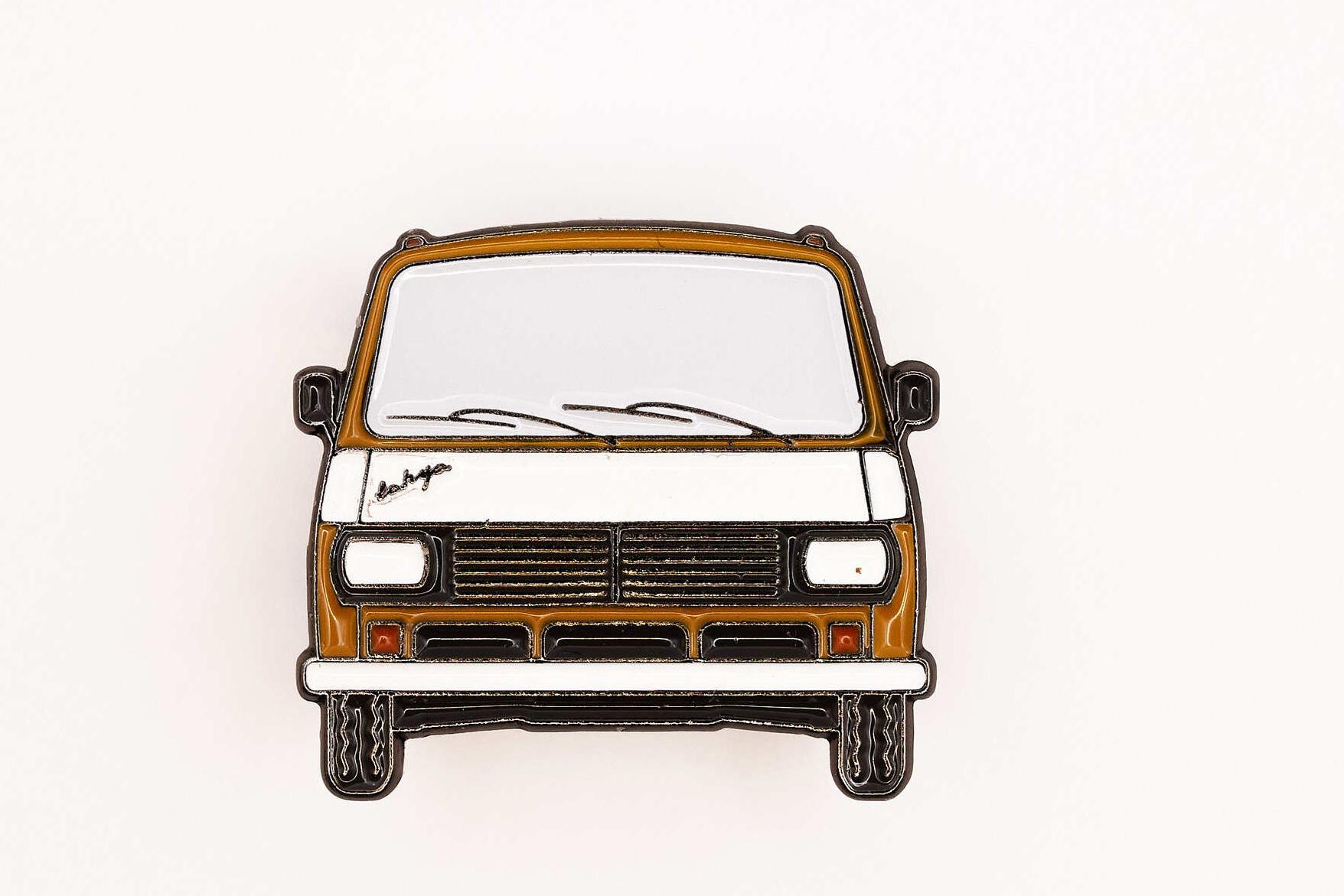 Значок 'РАФ-2203', желтый - TAG036