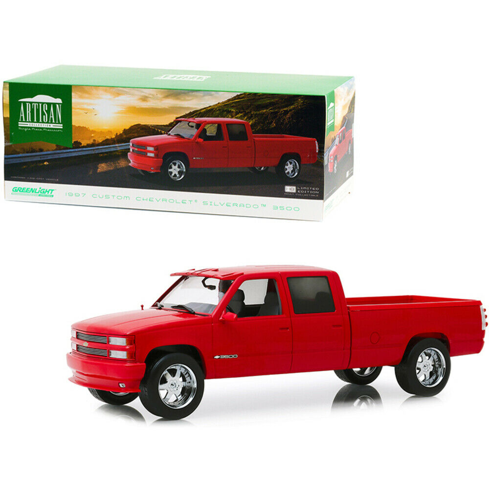 1:18 CHEVROLET 3500 Crew Cab Silverado 1997 Victory Red - 19073