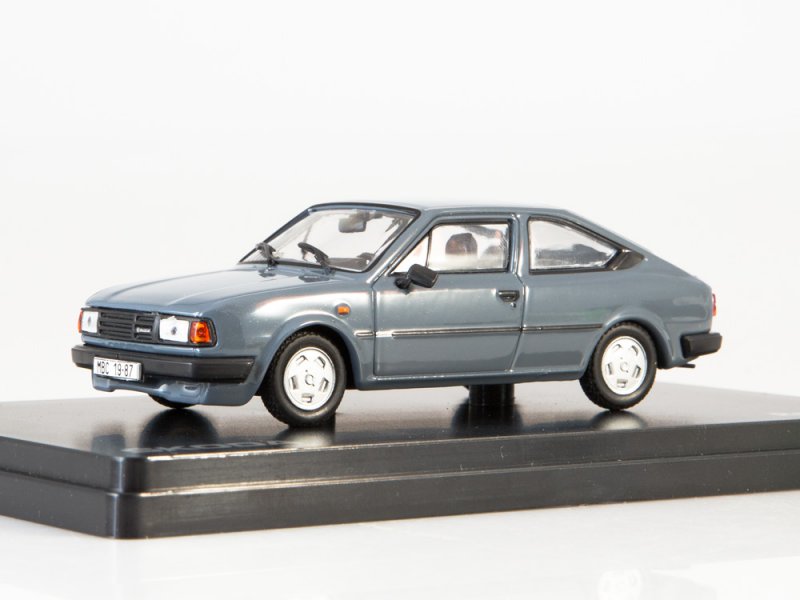 1:43 SKODA Rapid 136 (1987) blue - 720LR