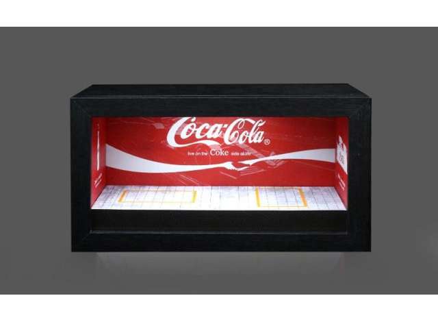 1:64 Diorama *Coca-cola garage *, red/white - MO941304