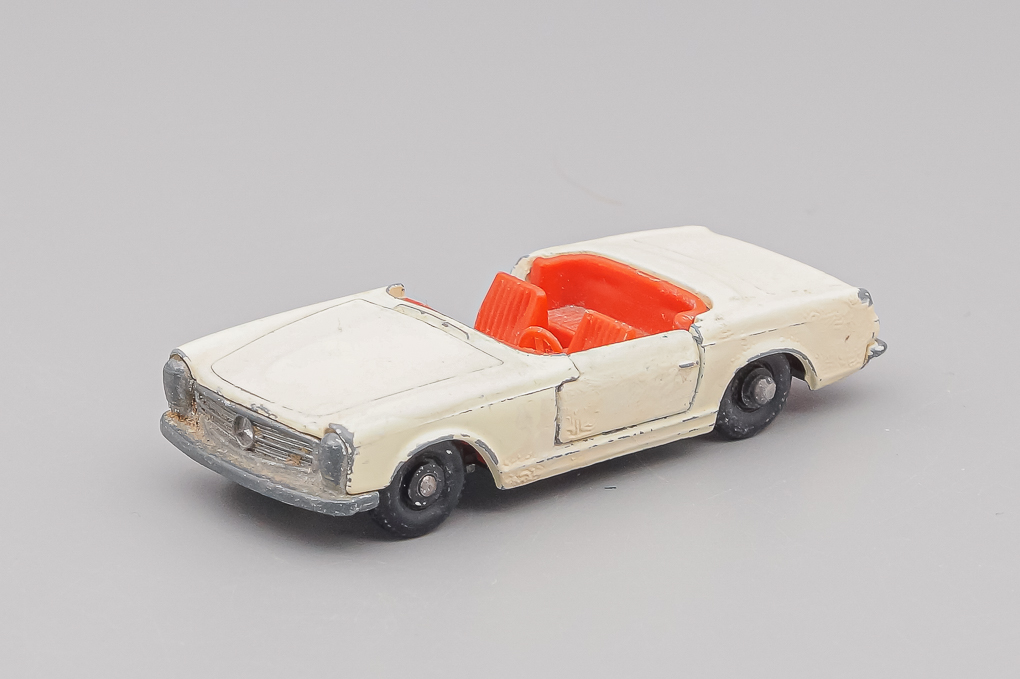 1:60 MERCEDES-BENZ 230 SL, white - 027-X1