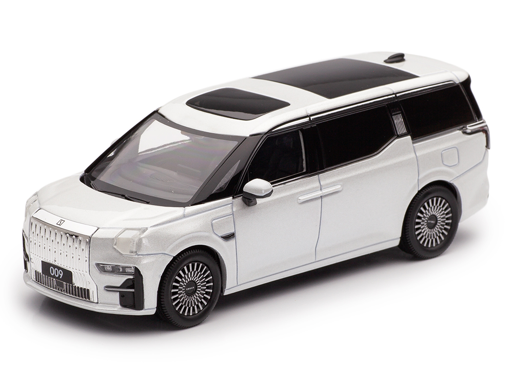 1:43 ZEEKR 009, белый - ZWC-0000129