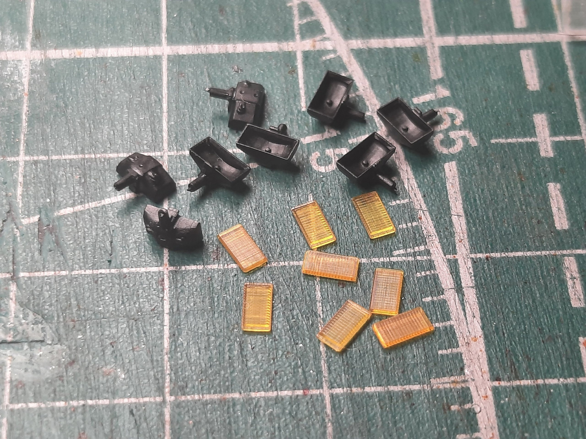 1:43 ПТФ для 2108 (желтые), комплект 8шт. - CT-LT053Y