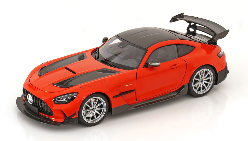1:18 MERCEDES-BENZ AMG GT Black Series (2021), orange carbon - 110032024