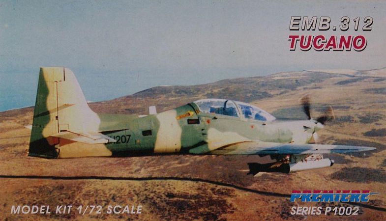 1:72 Сборная модель Бразильский учебно-боевой самолет Embraer EMB 312 Tucano - P1002