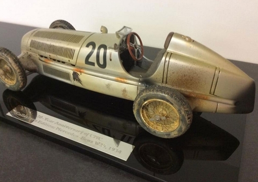 1:18 Mercedes-Benz W25 #20 'Dirty Hero' collectors edition '20 Jahre CMC', L.e. 1000 pcs. - M-147