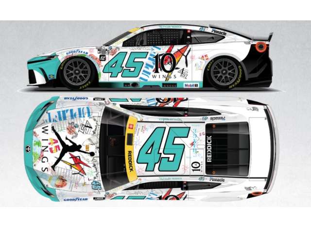 1:24 TOYOTA Camry XSE #45 Tyler Reddick *Jordan Brand*, white/blue 2025 - C452522JOFTK