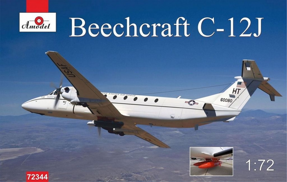 1:72 Сборная модель Американский пассажирский самолет Beechcraft C-12J - 72344