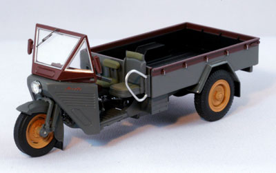 1:43 MAZDA CT/1200 3х-колесный грузовик открытый 1950, brown/gray - 44109
