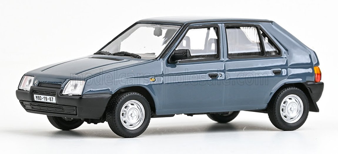 1:43 SKODA Favorit 136L 4-door (1987), grey - 708LR